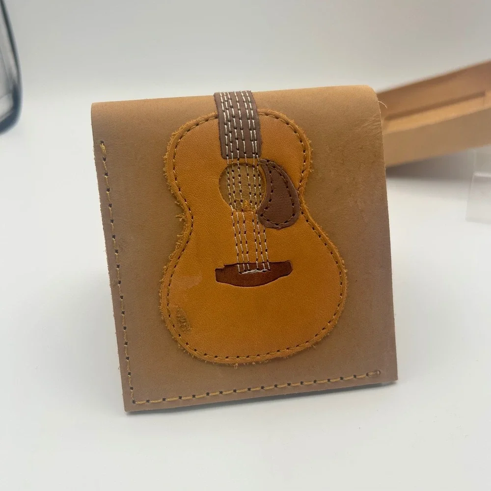 Axe Heaven Tan Leather Bifold Wallet Guitar‎ Headstock Detail Music Gift Boxed